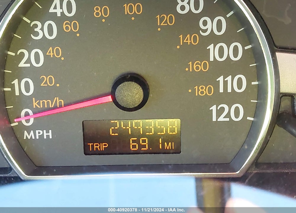 2005 SATURN ION 2 VIN: 1G8AJ52F65Z111553