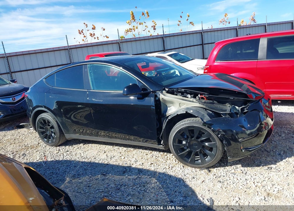 2021 TESLA MODEL Y LONG RANGE DUAL MOTOR ALL-WHEEL DRIVE VIN: 5YJYGDEE7MF185651