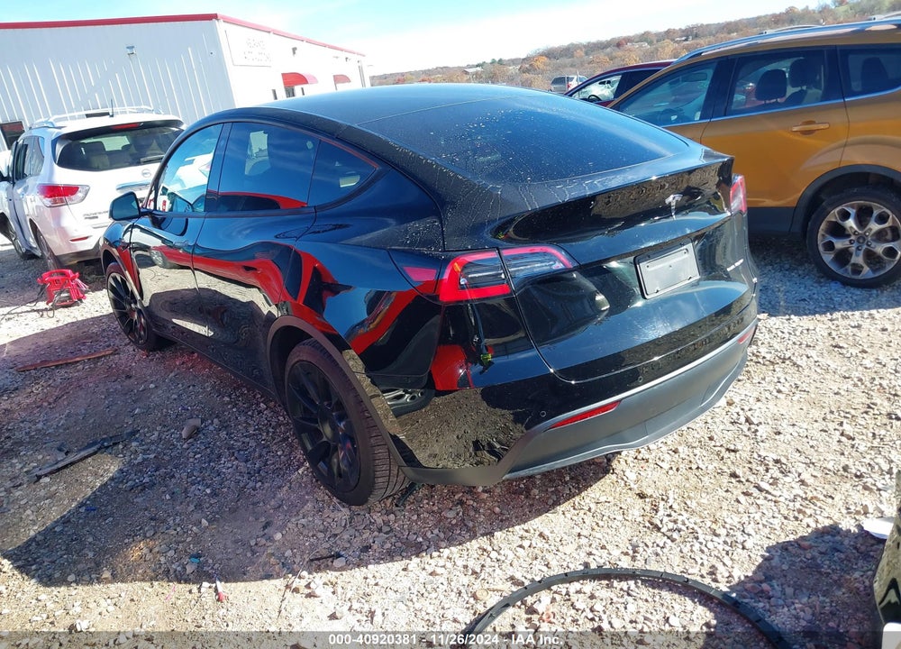 2021 TESLA MODEL Y LONG RANGE DUAL MOTOR ALL-WHEEL DRIVE VIN: 5YJYGDEE7MF185651