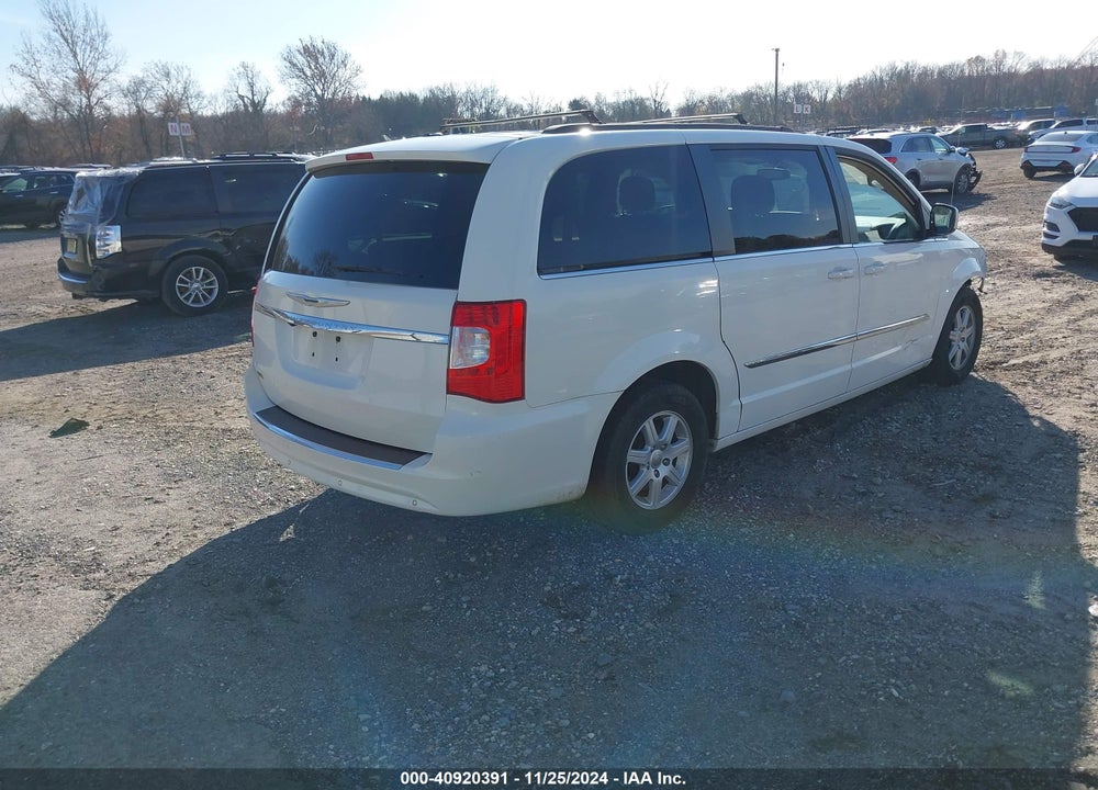 2011 CHRYSLER TOWN & COUNTRY TOURING VIN: 2A4RR5DG3BR763571