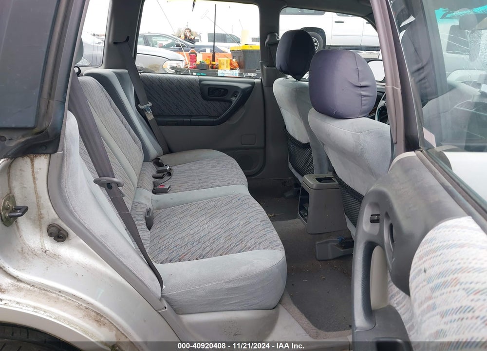 2000 SUBARU FORESTER S VIN: JF1SF6558YH702455