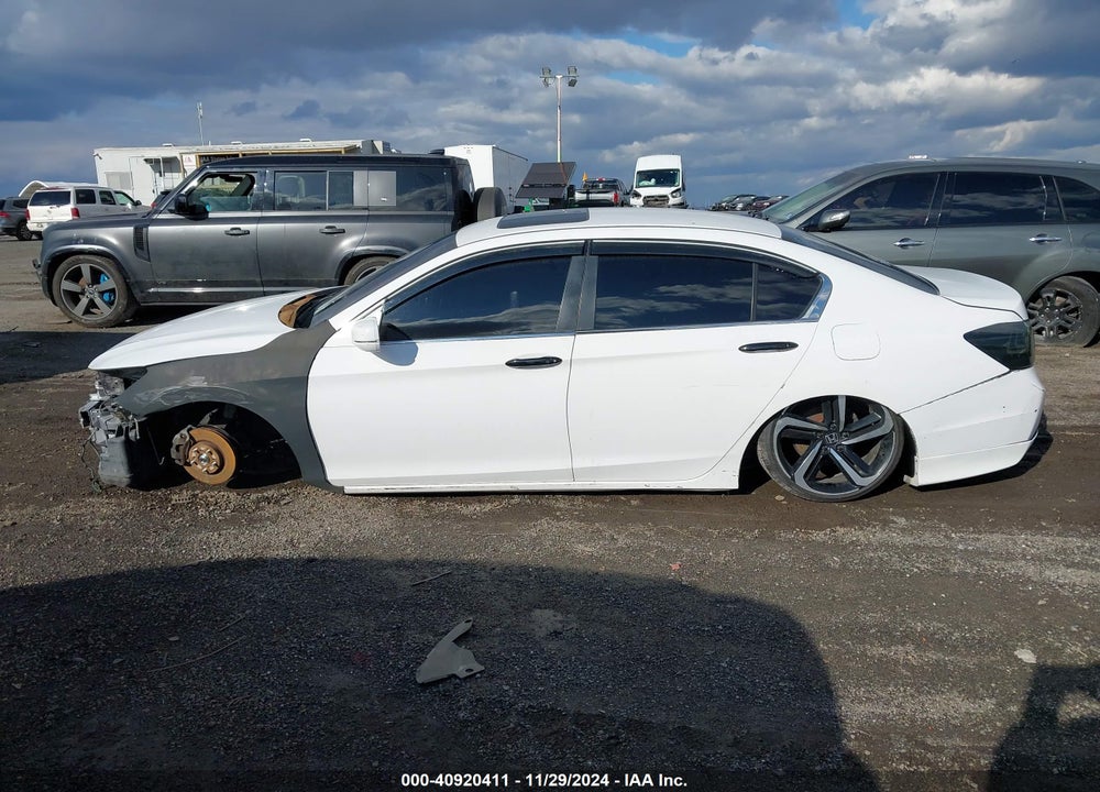 2015 HONDA ACCORD VIN: 1HGCR2F77FA096412