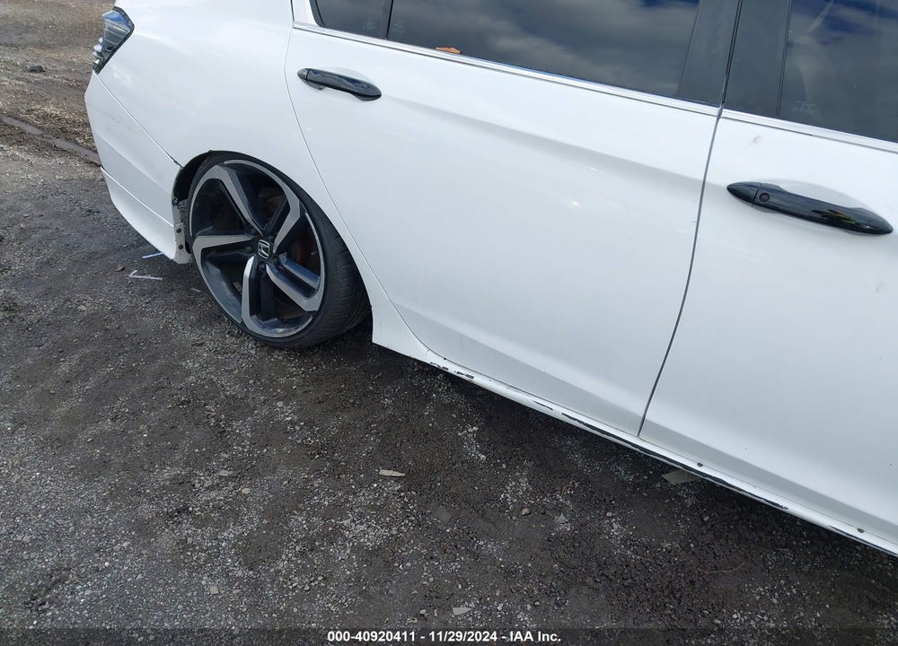 2015 HONDA ACCORD VIN: 1HGCR2F77FA096412