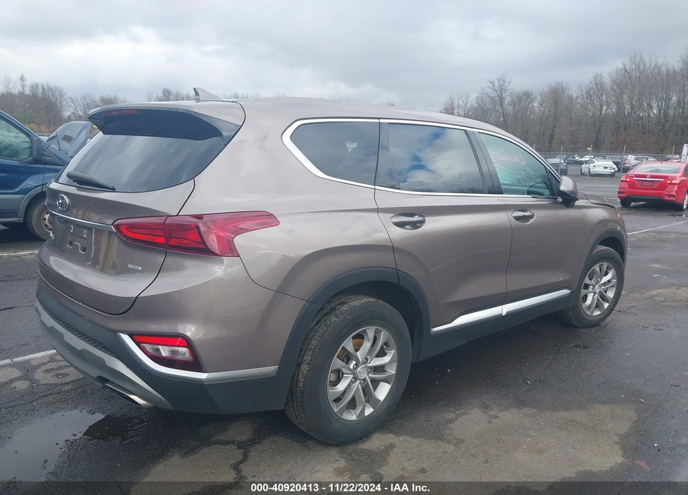 2020 HYUNDAI SANTA FE SEL VIN: 5NMS3CAD2LH179908