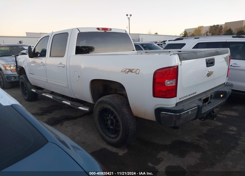 2011 CHEVROLET SILVERADO 2500HD LTZ VIN: 1GC1KYC80BF259960