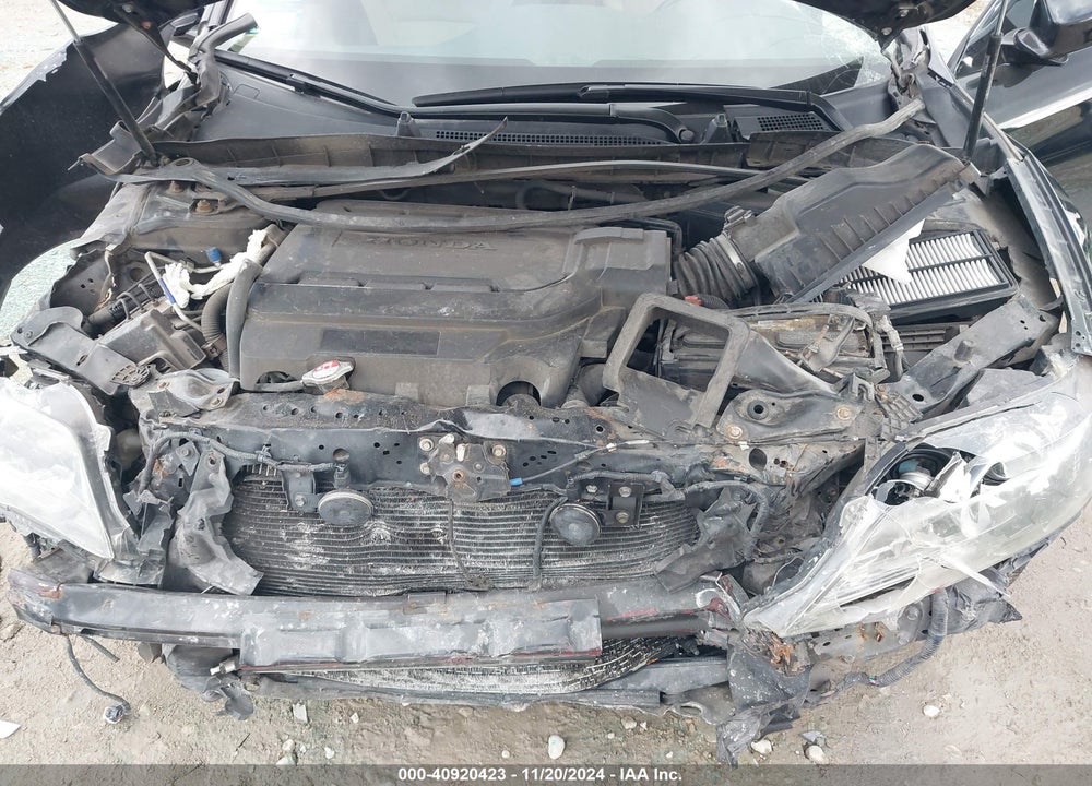 2015 HONDA ACCORD EX-L V-6 VIN: 1HGCT2B87FA006644