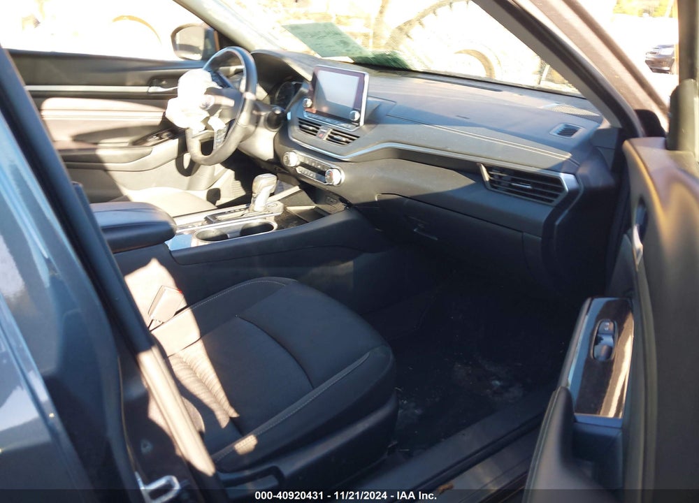 2021 NISSAN ALTIMA SV FWD VIN: 1N4BL4DVXMN406766