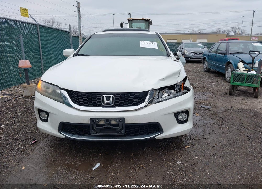 2014 HONDA ACCORD EX VIN: 1HGCT1B75EA016850