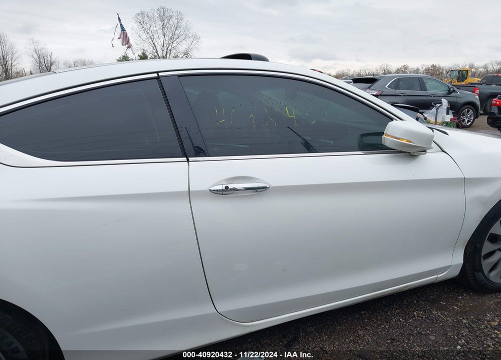 2014 HONDA ACCORD EX VIN: 1HGCT1B75EA016850