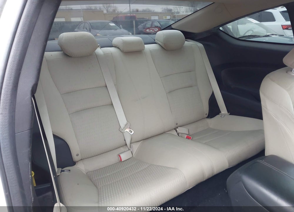 2014 HONDA ACCORD EX VIN: 1HGCT1B75EA016850