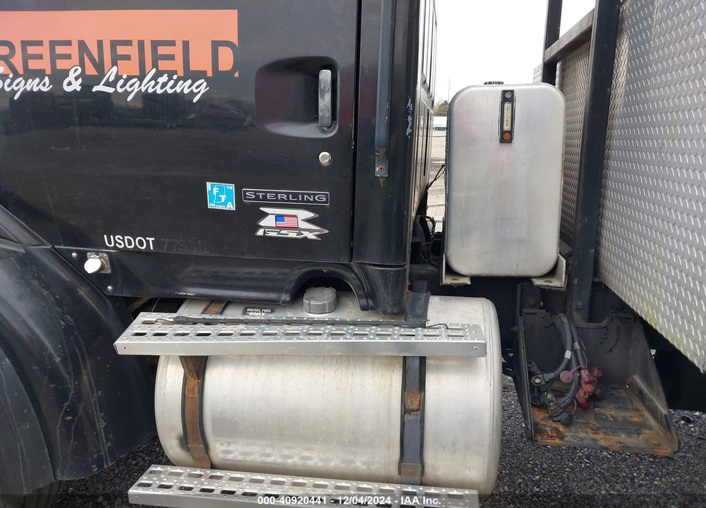 2001 STERLING TRUCK LT VIN: 2FZXBJCBX1AH63411