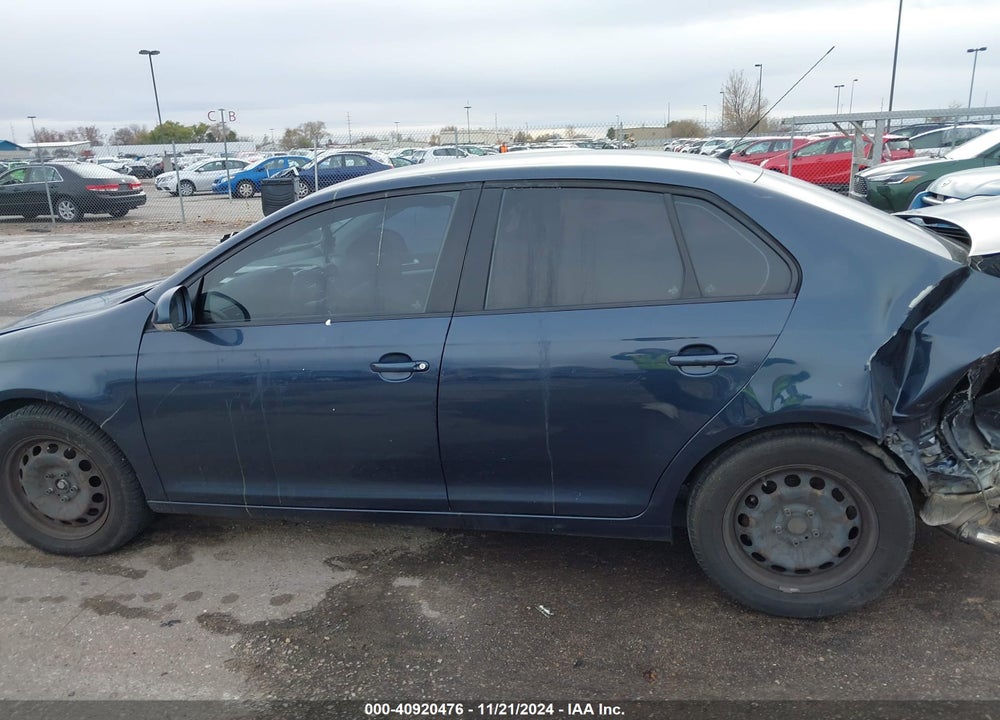 2010 VOLKSWAGEN JETTA S VIN: 3VWJZ7AJ0AM090465