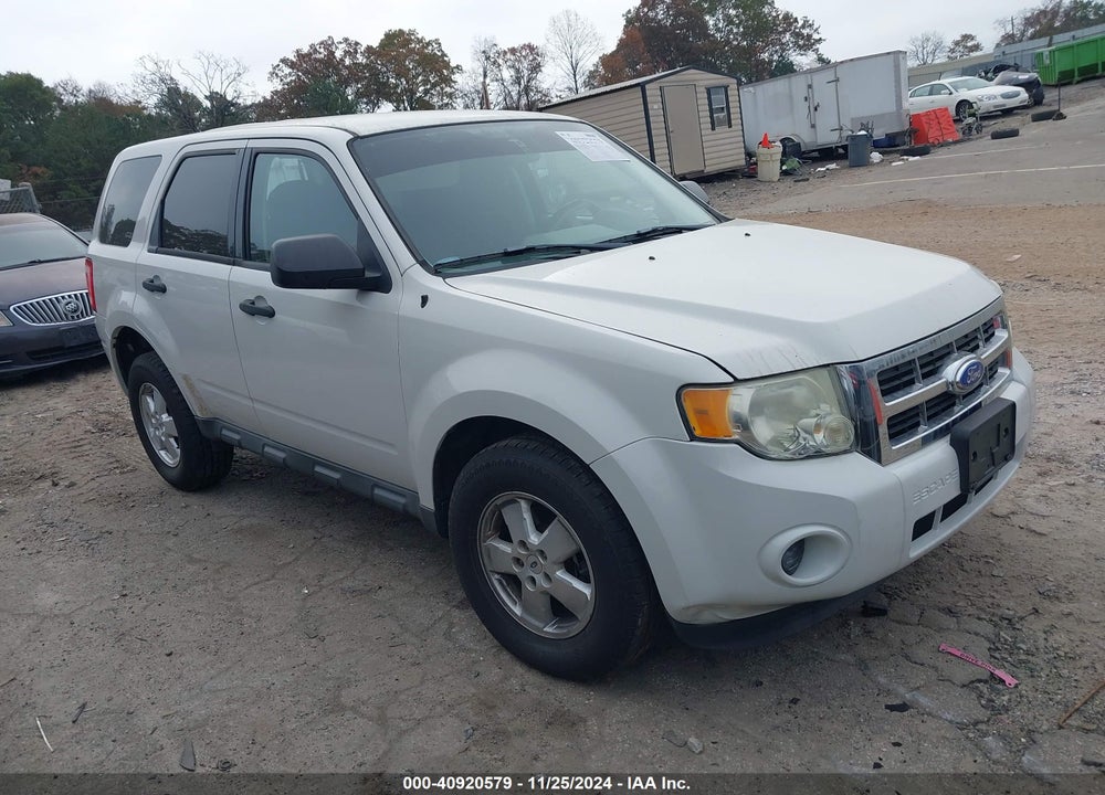 2011 FORD ESCAPE XLS VIN: 1FMCU0C76BKC22040