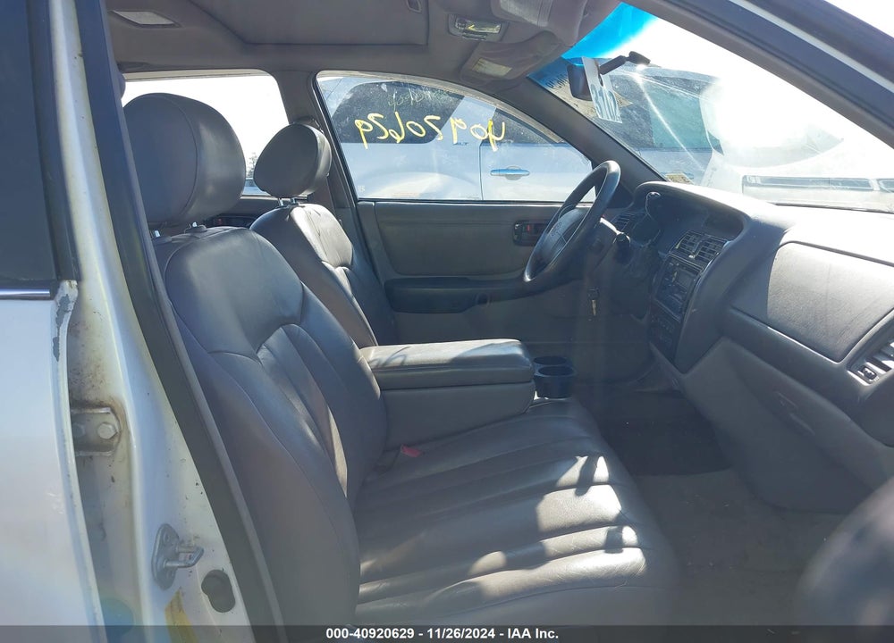 1998 TOYOTA AVALON XLS VIN: 4T1BF18B3WU245701