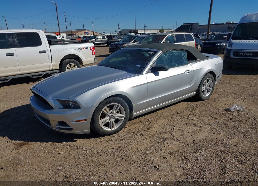2014 FORD MUSTANG V6 VIN: 1ZVBP8EM6E5240417