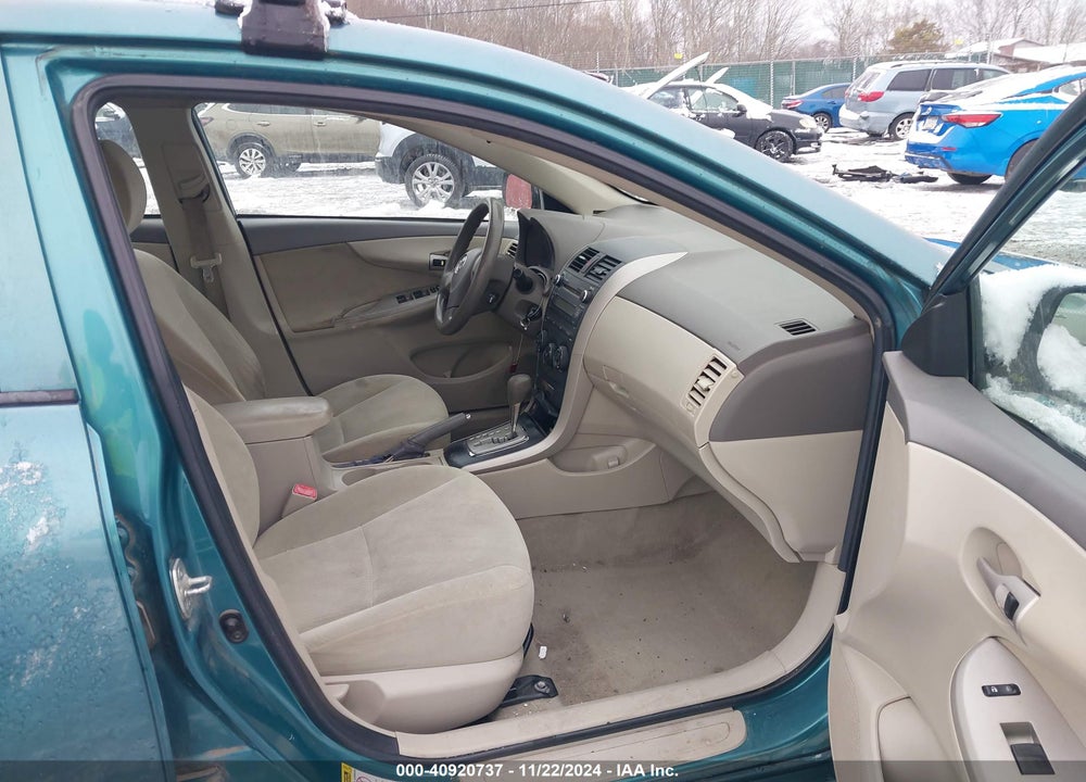 2010 TOYOTA COROLLA LE VIN: 2T1BU4EE4AC407819