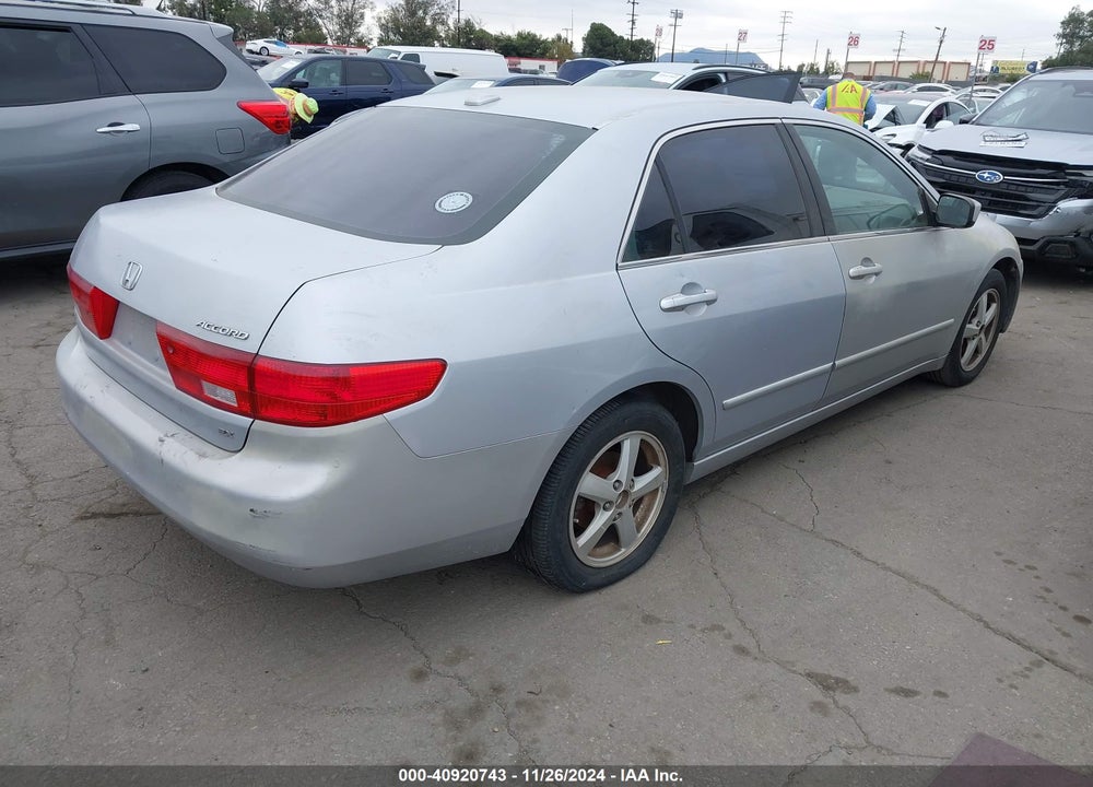 2005 HONDA ACCORD 2.4 EX VIN: 1HGCM56845A036160