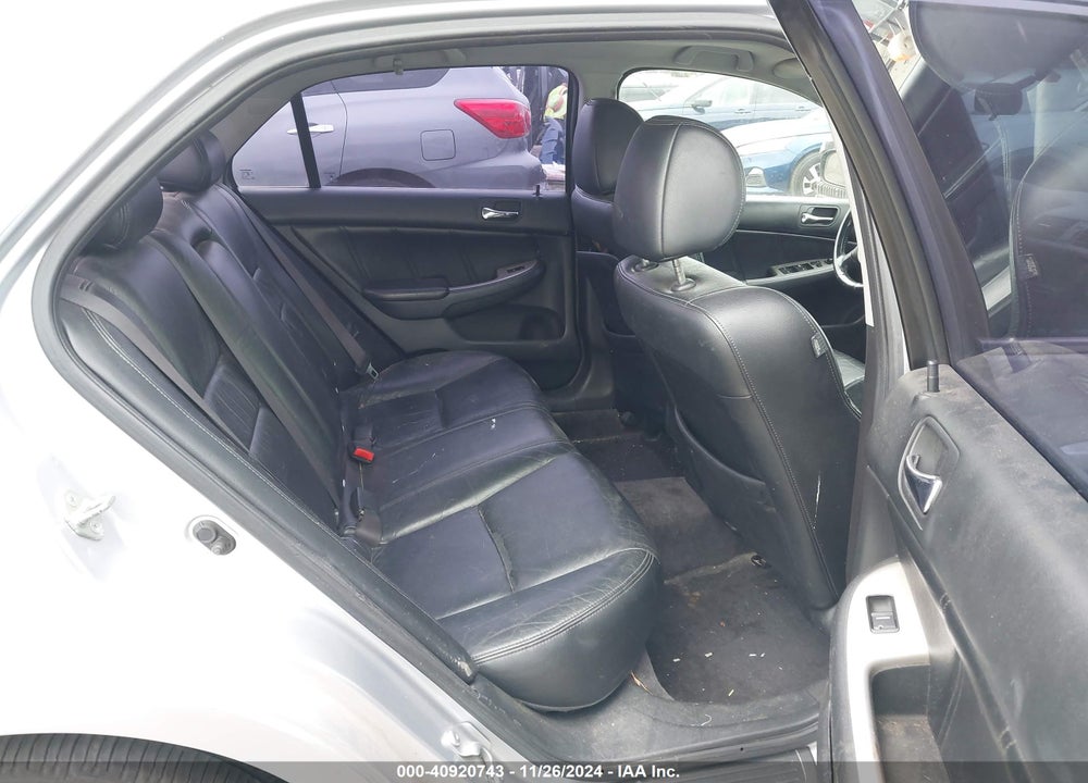 2005 HONDA ACCORD 2.4 EX VIN: 1HGCM56845A036160