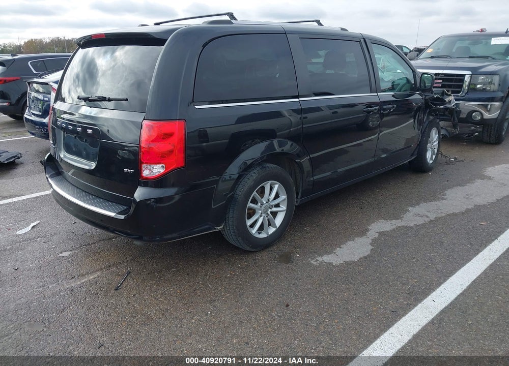 2020 DODGE GRAND CARAVAN SXT VIN: 2C4RDGCG7LR194050