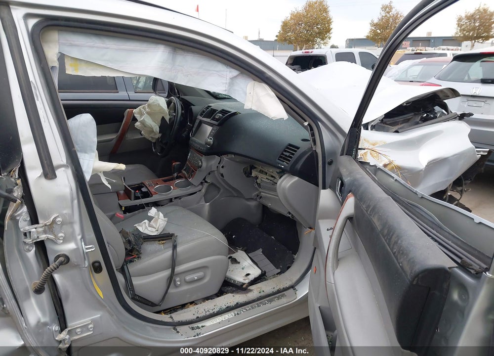 2008 TOYOTA HIGHLANDER LIMITED VIN: JTEDS42A282044439