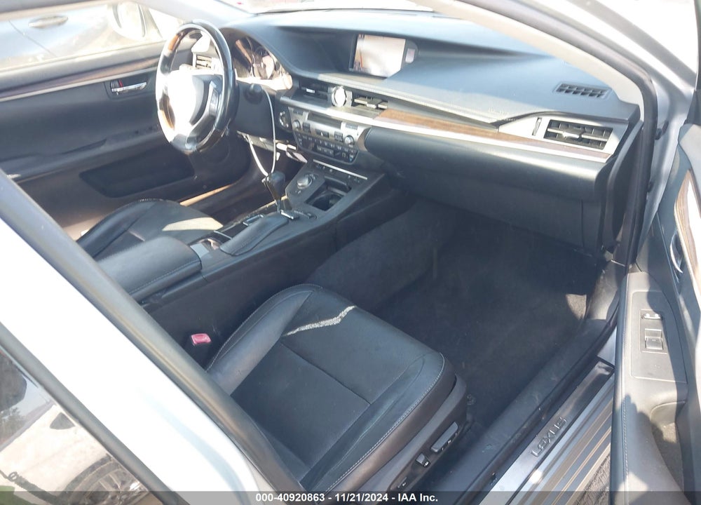 2013 LEXUS ES 350 VIN: JTHBK1GG8D2058684