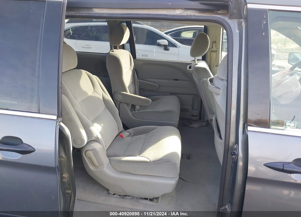 2008 HONDA ODYSSEY LX VIN: 5FNRL38268B059539