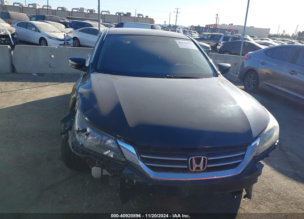 2013 HONDA ACCORD VIN: 1HGCR2F58DA063530