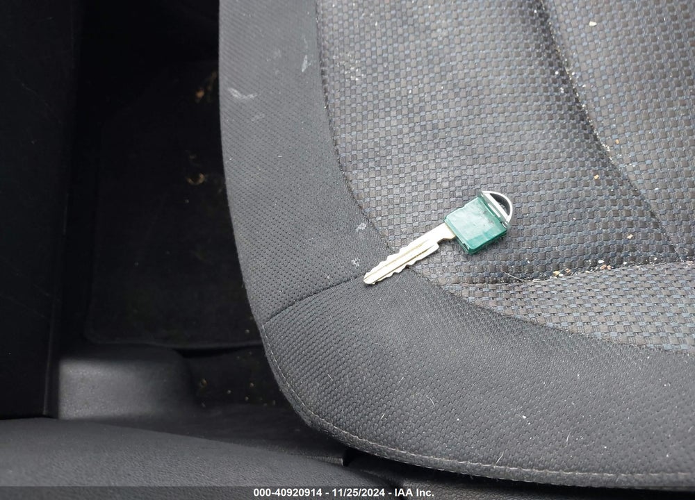 2013 NISSAN ROGUE SV VIN: JN8AS5MV6DW141003