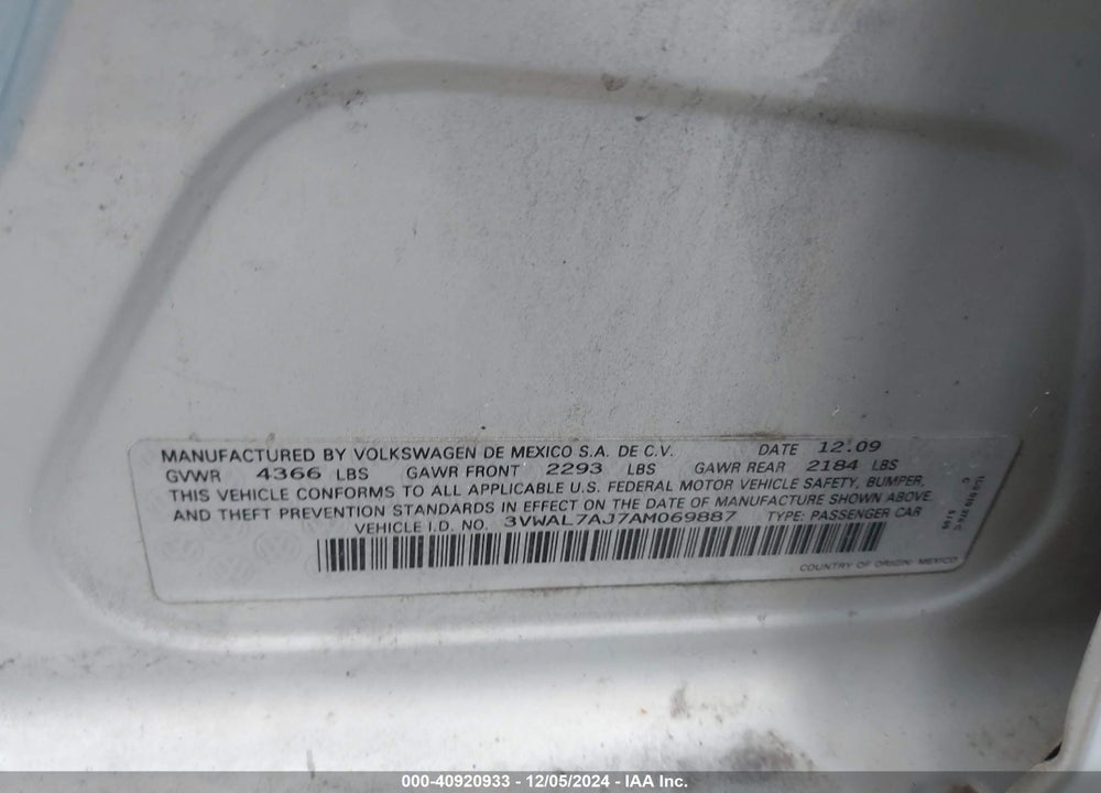 2010 VOLKSWAGEN JETTA VIN: 3VWAL7AJ7AM069887