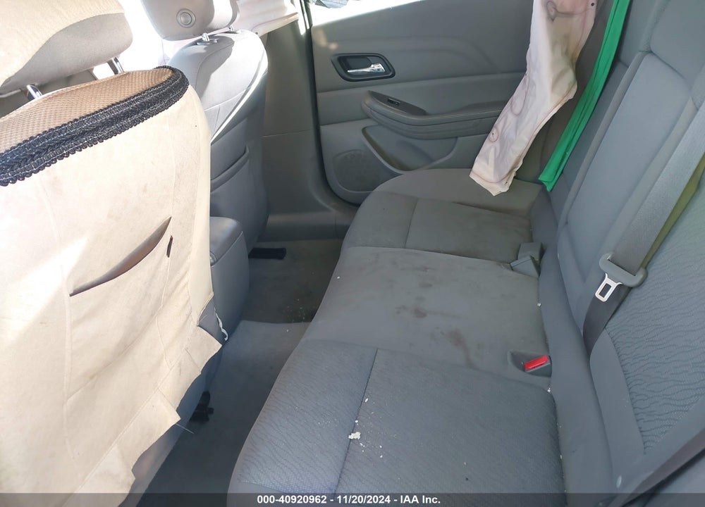 2015 CHEVROLET MALIBU LS VIN: 1G11B5SL8FF198019