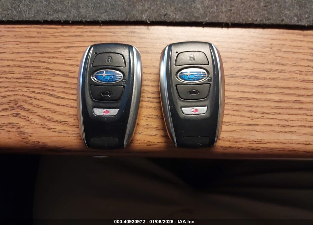 2018 SUBARU OUTBACK 3.6R LIMITED VIN: 4S4BSENC6J3344396