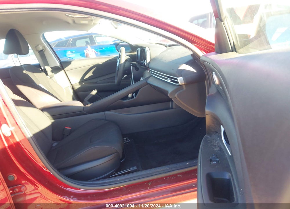2023 HYUNDAI ELANTRA VIN: KMHLM4AG5PU606154