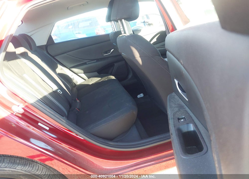 2023 HYUNDAI ELANTRA VIN: KMHLM4AG5PU606154