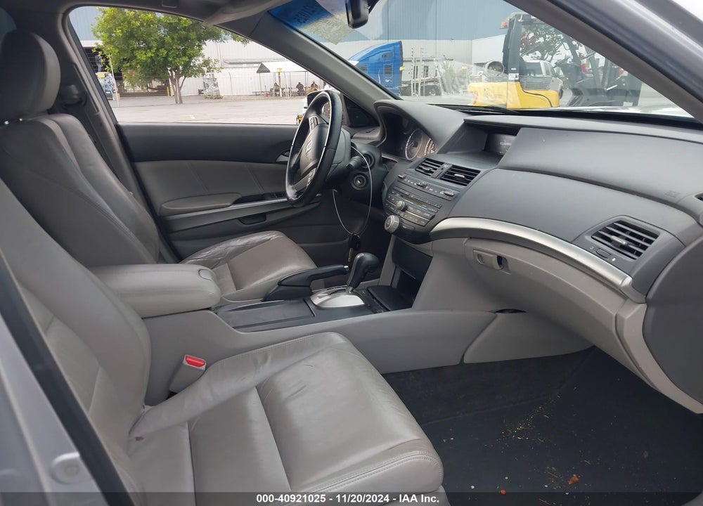 2008 HONDA ACCORD EXL VIN: 1HGCP36888A079464