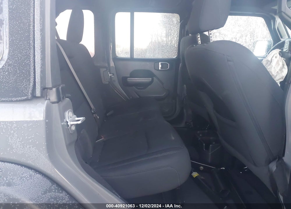2021 JEEP WRANGLER UNLIMITED SPORT S 4X4 VIN: 1C4HJXDN2MW585651