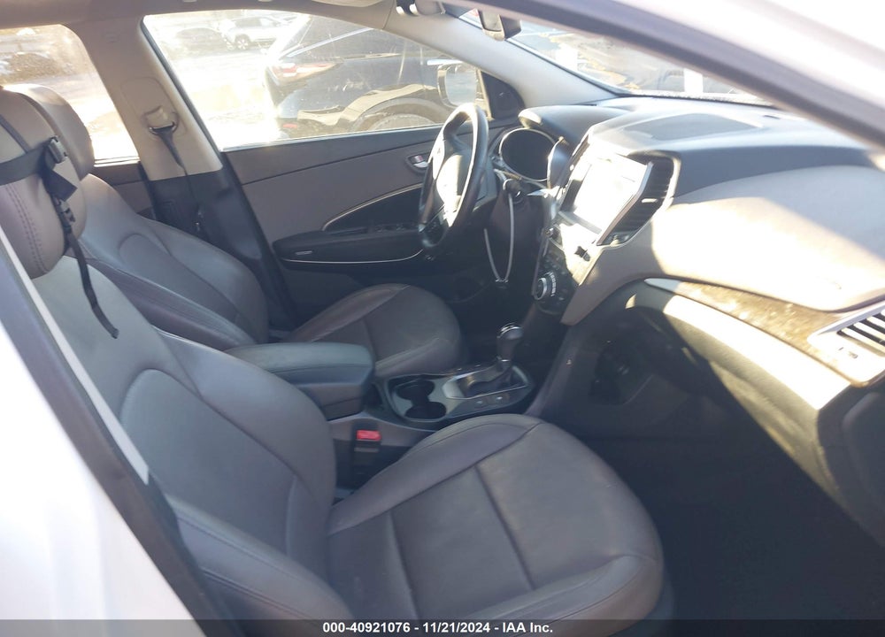 2017 HYUNDAI SANTA FE SPORT 2.4L VIN: 5XYZU3LB5HG446886