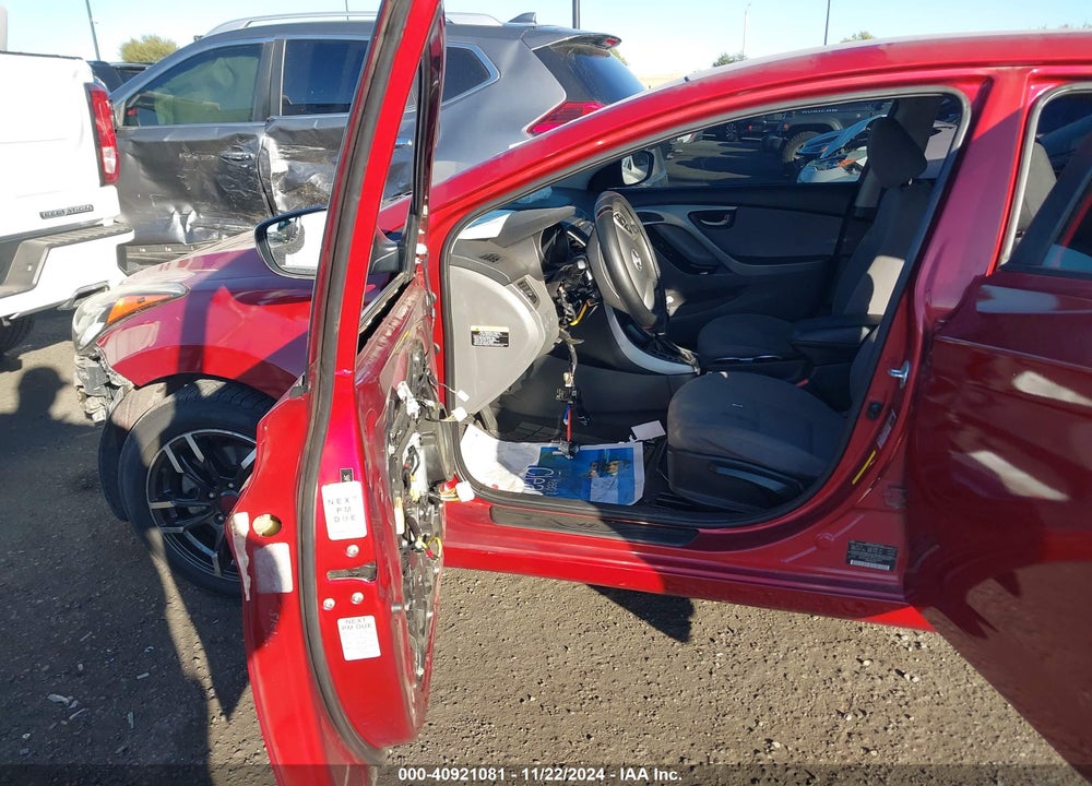 2015 HYUNDAI ELANTRA SE VIN: 5NPDH4AE2FH643800