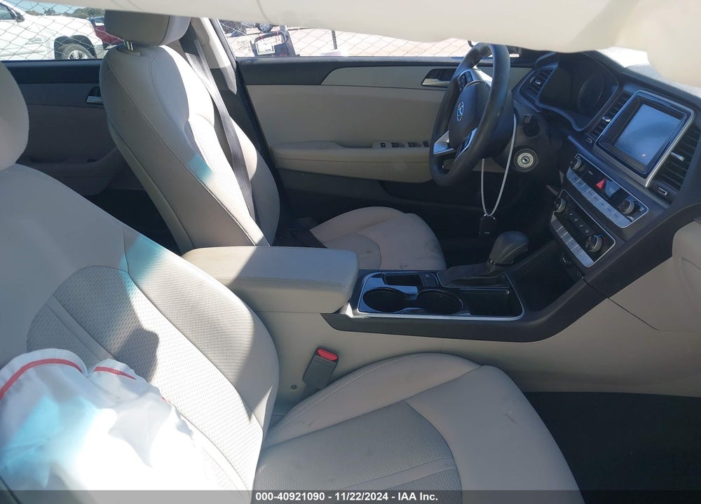 2018 HYUNDAI SONATA VIN: 5NPE24AF4JH694514