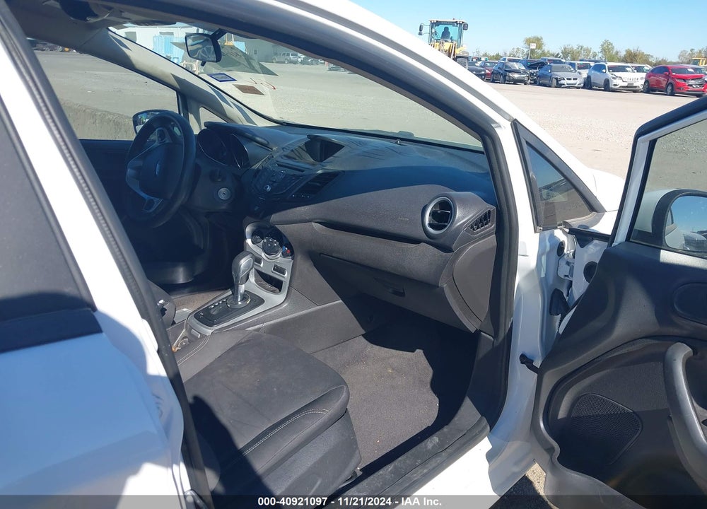 2018 FORD FIESTA VIN: 3FADP4BJ1JM142646