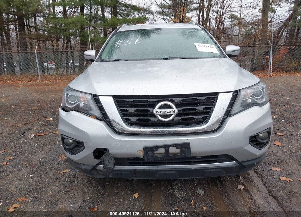 2018 NISSAN PATHFINDER SL VIN: 5N1DR2MM7JC666140