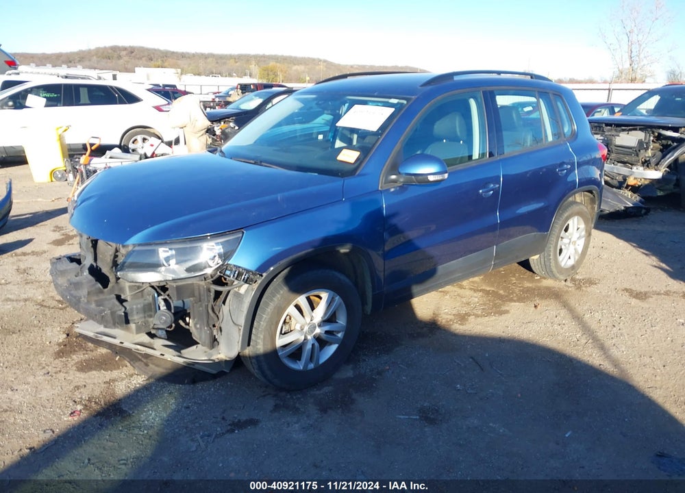 2017 VOLKSWAGEN TIGUAN 2.0T S VIN: WVGBV7AX2HK008501