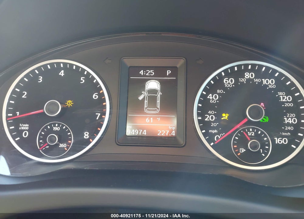 2017 VOLKSWAGEN TIGUAN 2.0T S VIN: WVGBV7AX2HK008501