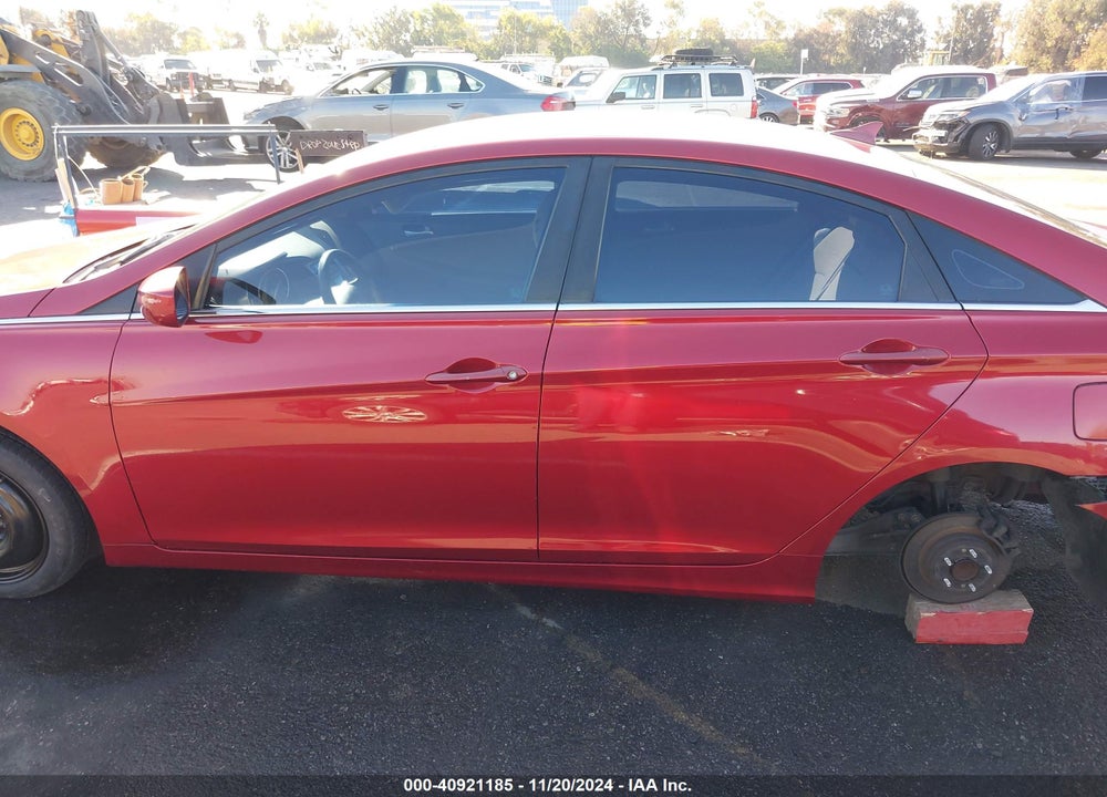 2011 HYUNDAI SONATA VIN: 5NPEB4AC0BH048037