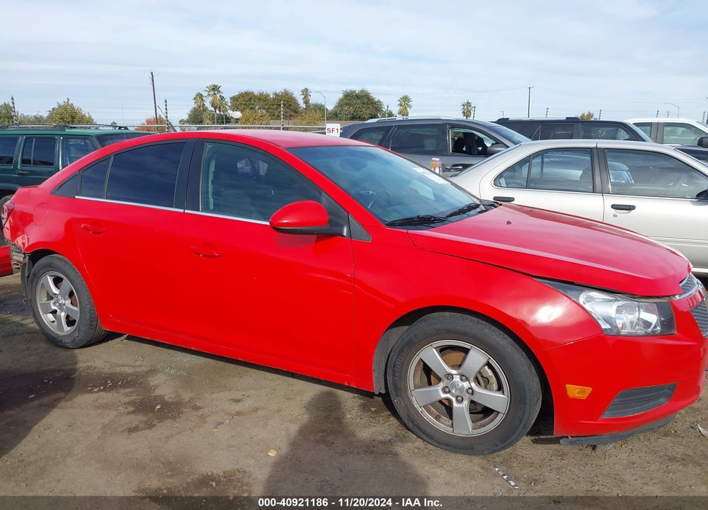 2014 CHEVROLET CRUZE 1LT AUTO VIN: 1G1PC5SB3E7399852