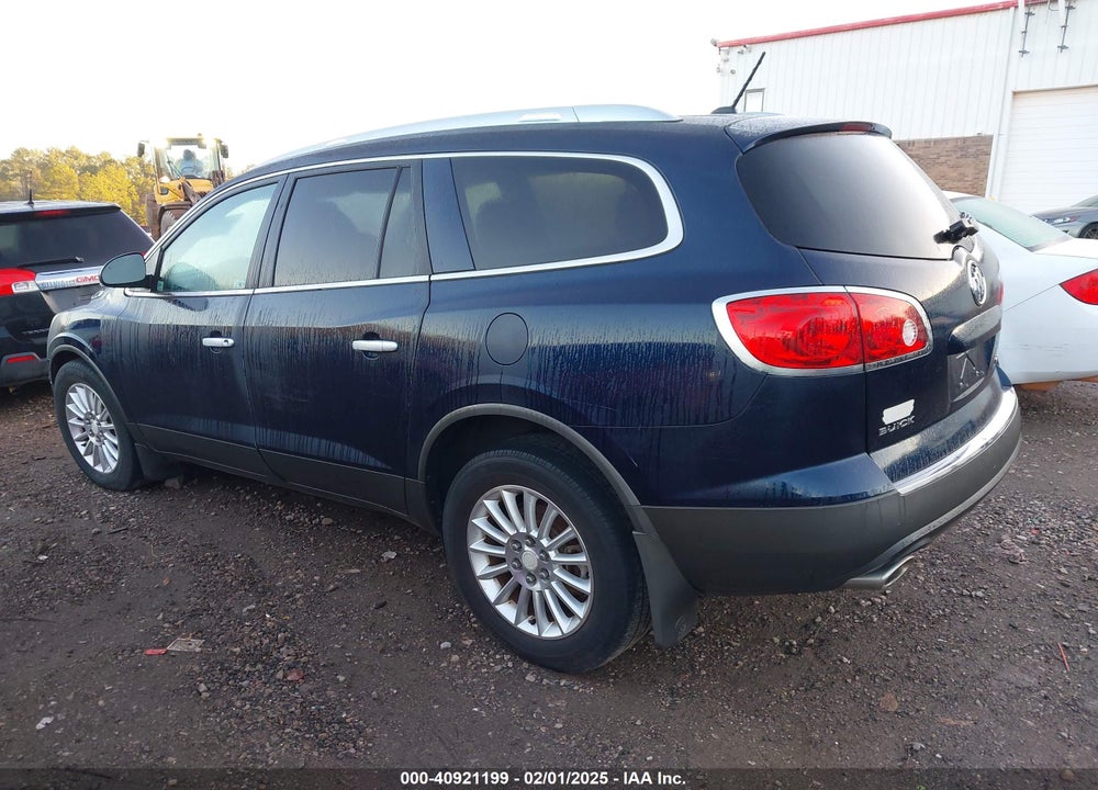2011 BUICK ENCLAVE CX VIN: 5GAKRAED4BJ389739
