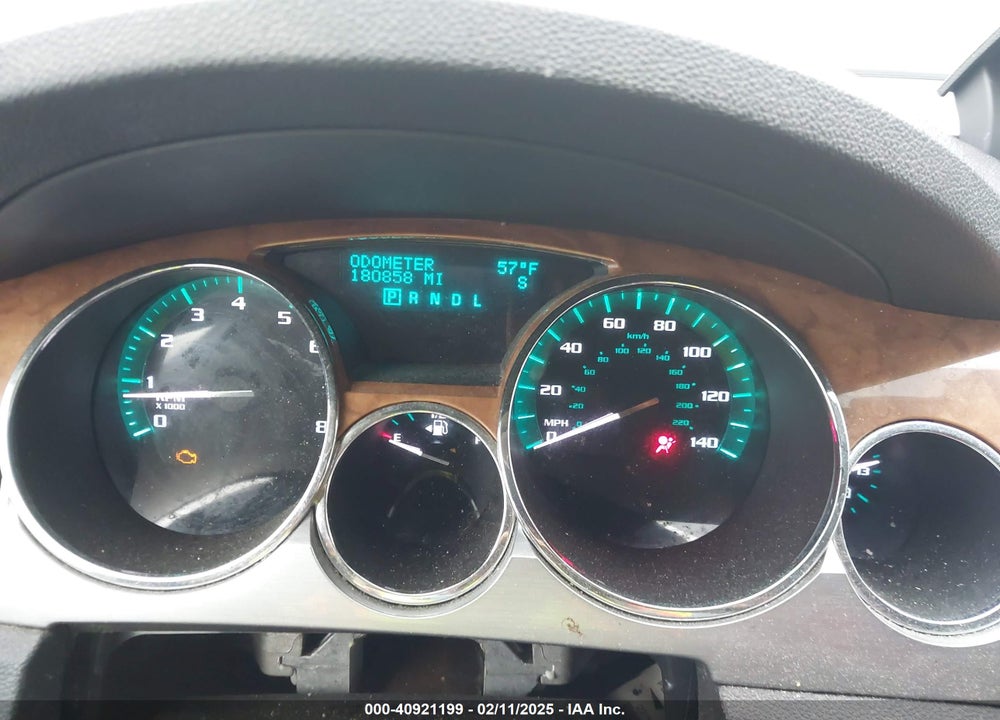 2011 BUICK ENCLAVE CX VIN: 5GAKRAED4BJ389739