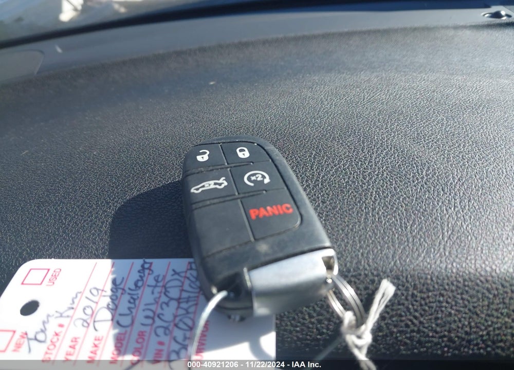 2019 DODGE CHARGER SXT RWD VIN: 2C3CDXBG0KH681719
