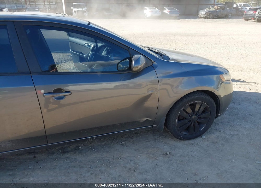 2013 KIA FORTE EX VIN: KNAFU5A28D5687052