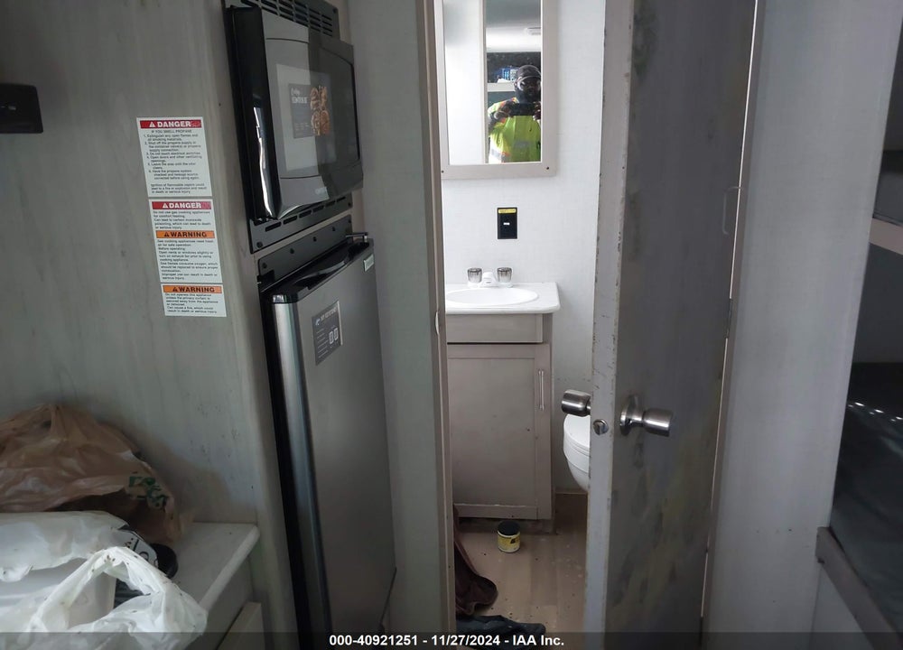 2024 KEYSTONE SPRINGDALE TRAVEL TRAILER VIN: 4YDTSGG10RW100685