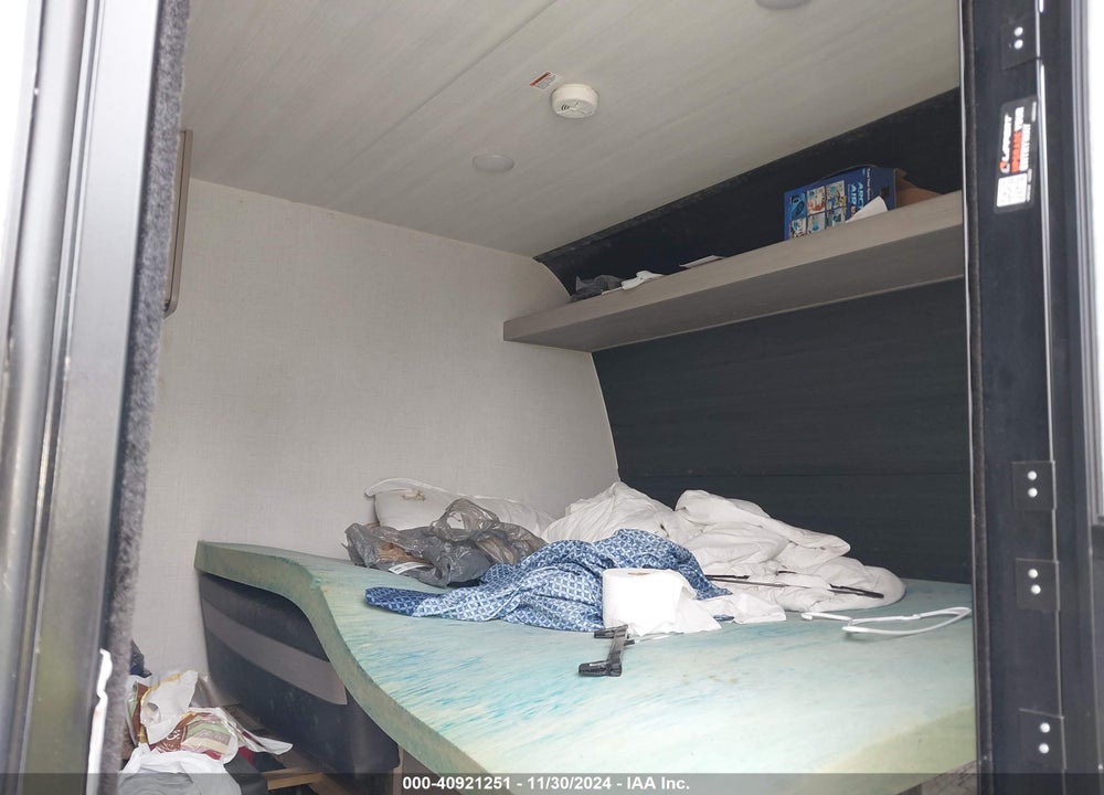 2024 KEYSTONE SPRINGDALE TRAVEL TRAILER VIN: 4YDTSGG10RW100685